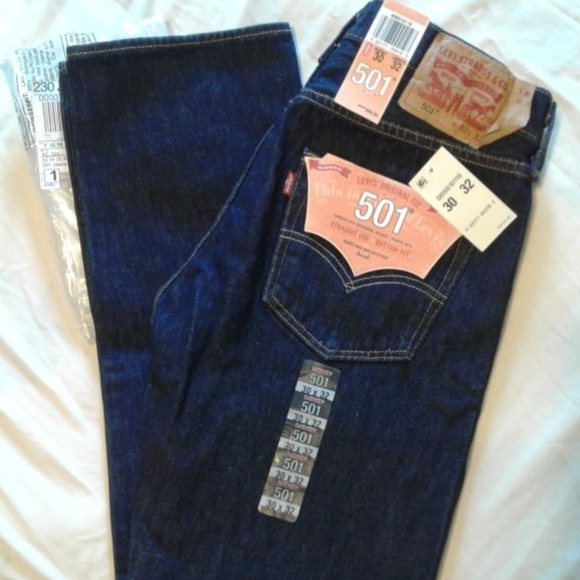 Levi's Other - LEVI's 501 Original Fit Mens JEANS size 30/32